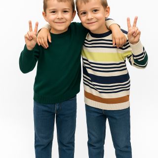 Тъмнозелен пуловер DHM1301 Тъмнозелен пуловер DHM1301