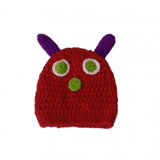 Плетена шапка - зайче ZPA109